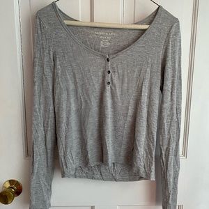 American Eagle gray long sleeve soft&sexy shirt